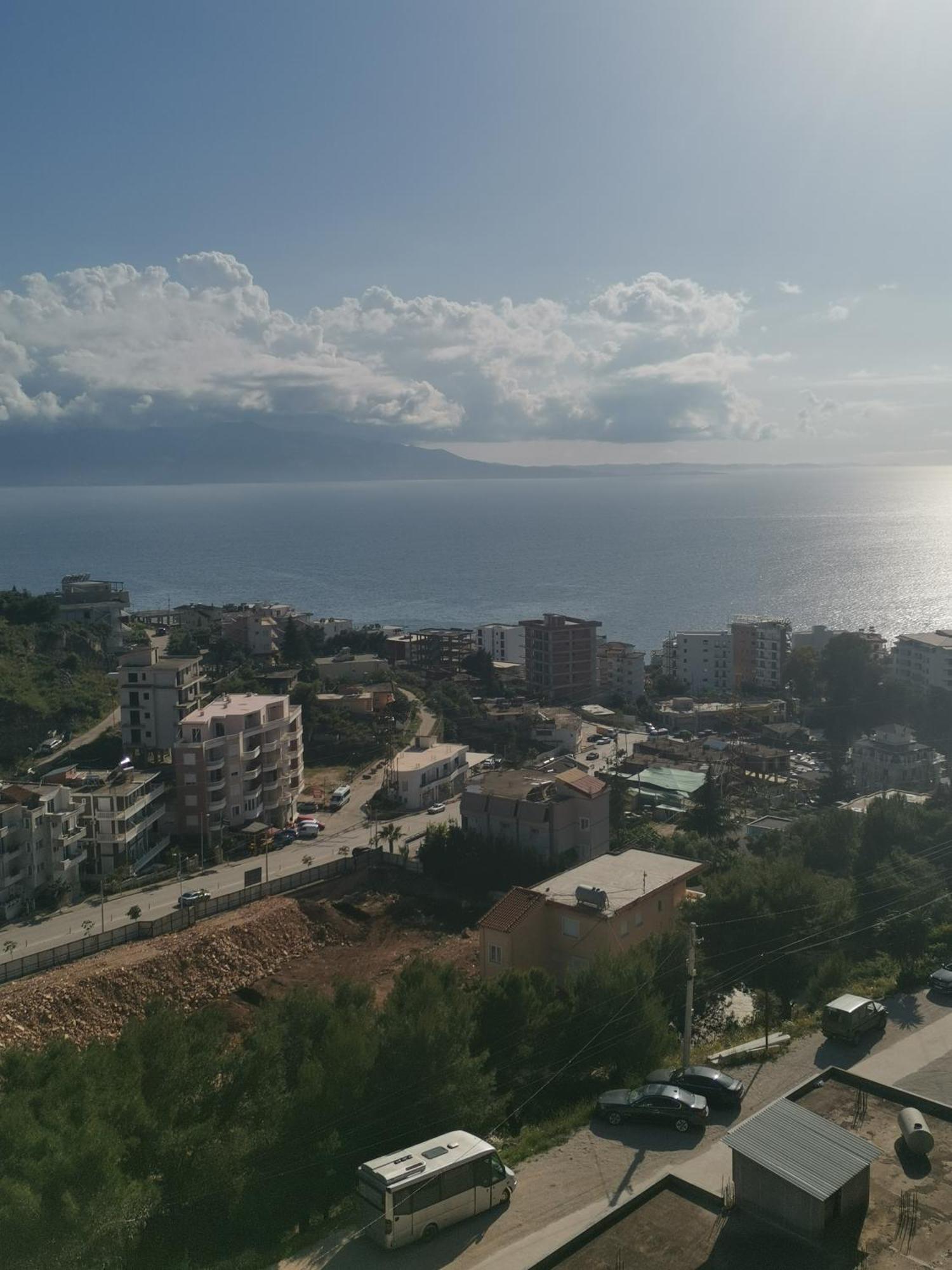 Davids Apartments Sarande Bagian luar foto