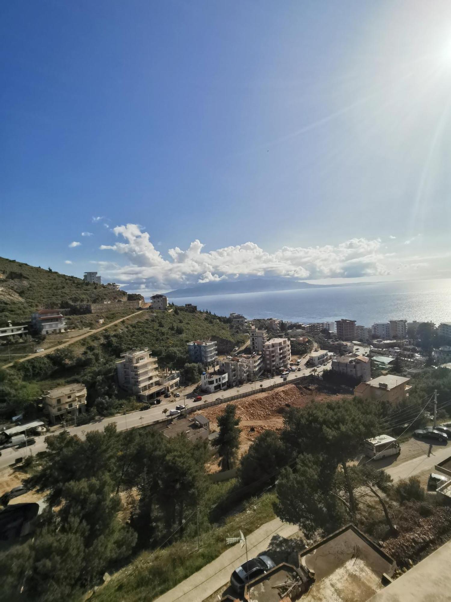 Davids Apartments Sarande Bagian luar foto