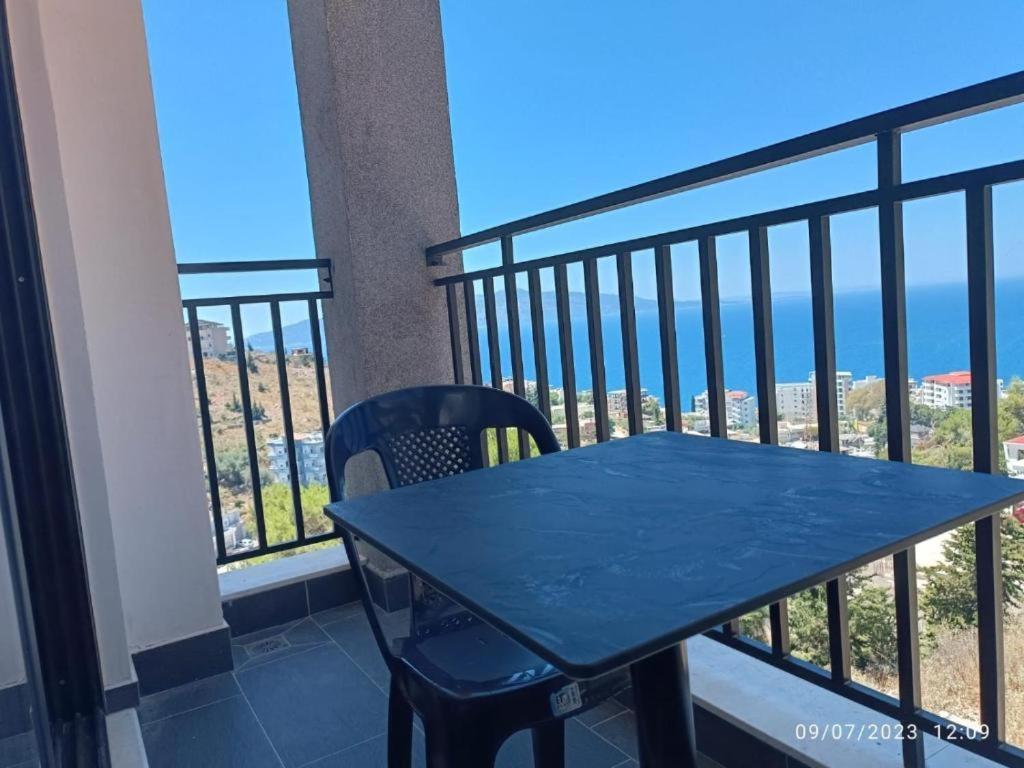Davids Apartments Sarande Bagian luar foto